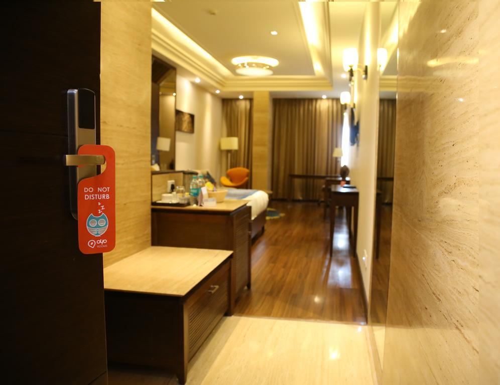 Oyo Premium Panchkula Sector 5酒店 客房 照片